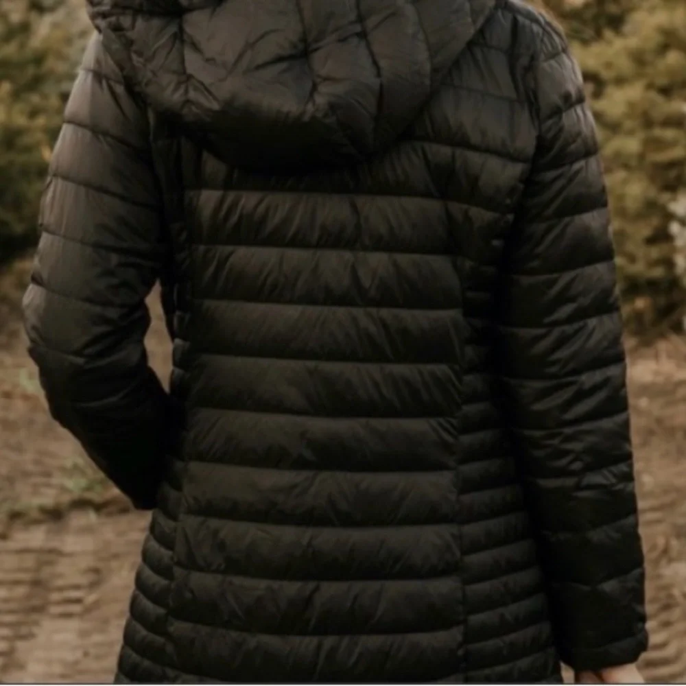 ROOLEE Shivers Hooded Long Black Ultralight Packable Puff Jacket - Picture 3 of 5